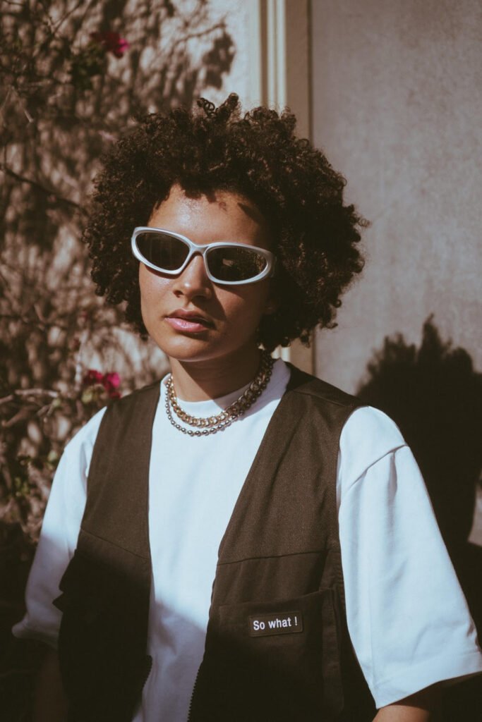 Sofie Takes Listeners on a vibrant, sonic journey with latest single ‘SUV’